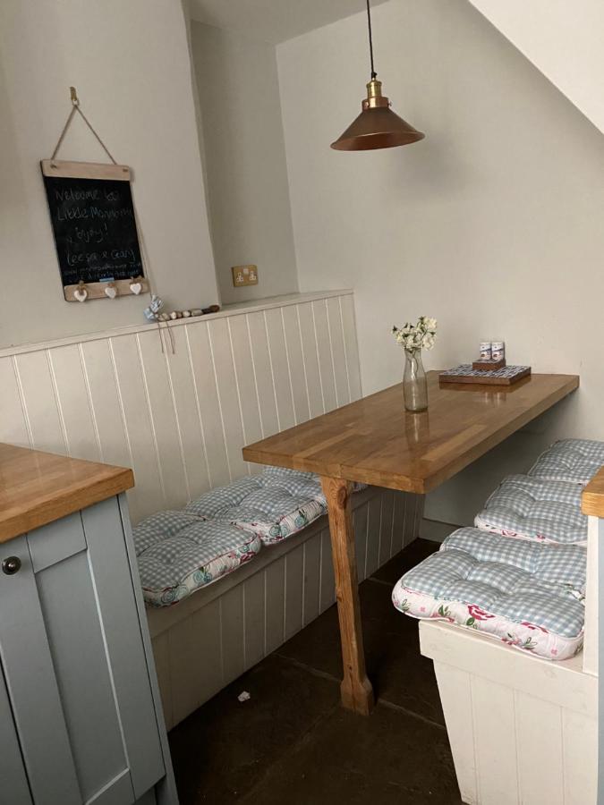 Little Monmouth 4 Bedroom Cottage, Old Town Lyme Regis, Dog Friendly And Parking Екстер'єр фото